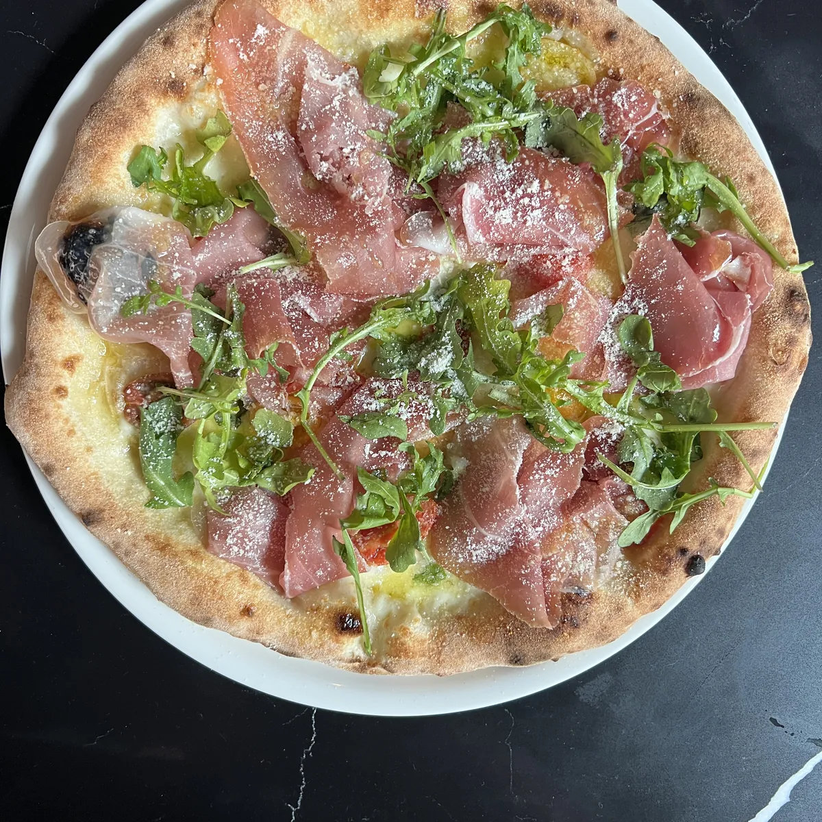 Prosciutto & Arugula pizza